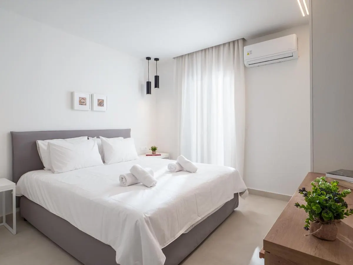 The H Experience - Eclectic Spacious Apartment Near Venetian Castle - 1 Heraklion   Heraklion (Crete)